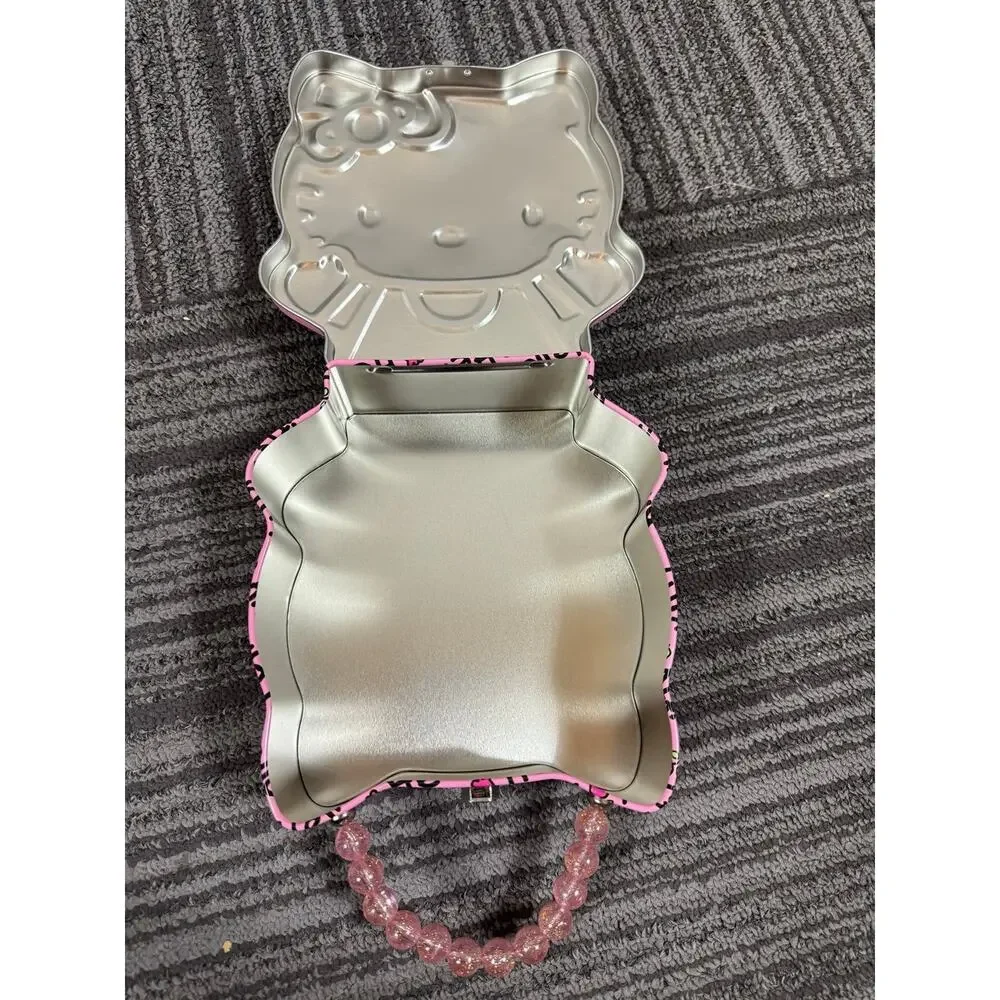 Hello Kitty, Sanrio Hello Kitty tin purse Hello Kitty handbag Sanrio collectible